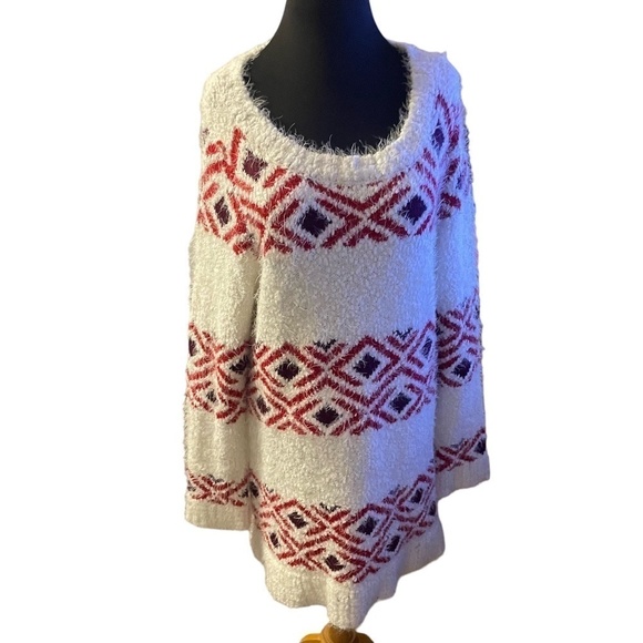 Snowy Heights Women's Tunic, White and Red, Size 1X - Picture 2 of 4